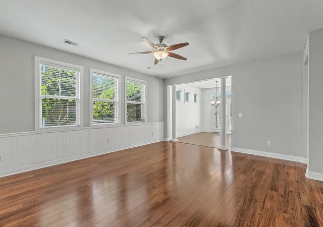 Photo 4 of Single family home for sale at 104 Pavilion St, Summerville, SC 29483 | MLS# 26014870 | Listing updated on 2026-08-04