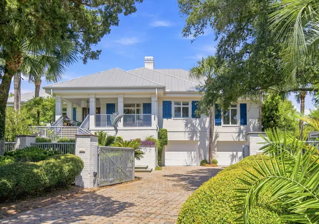 Photo 1 of Single family home for sale at 309 Palm Blvd, Isle Of Palms, SC 29451 | MLS# 26024274 | Listing updated on 2026-08-28