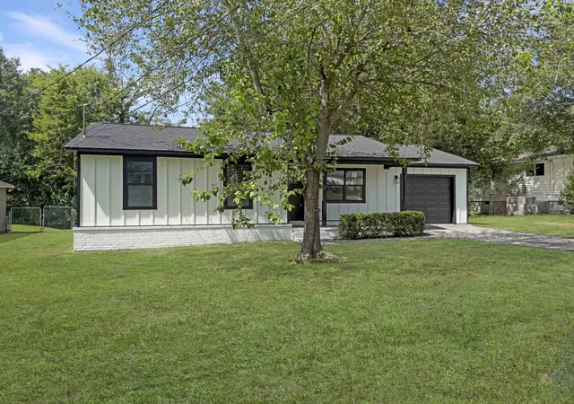 image of 5807 Robinhood Dr, Hanahan, SC 29410 | MLS# 26021605