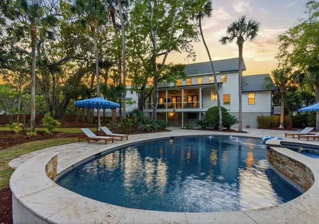 5th image of 103 Oakview Ln, Isle Of Palms, SC 29451 | MLS# 26020312