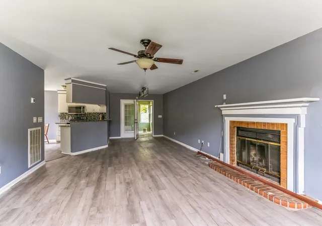 2nd image of 215 Cantilever Ct, Summerville, SC 29486 | MLS# 24020690