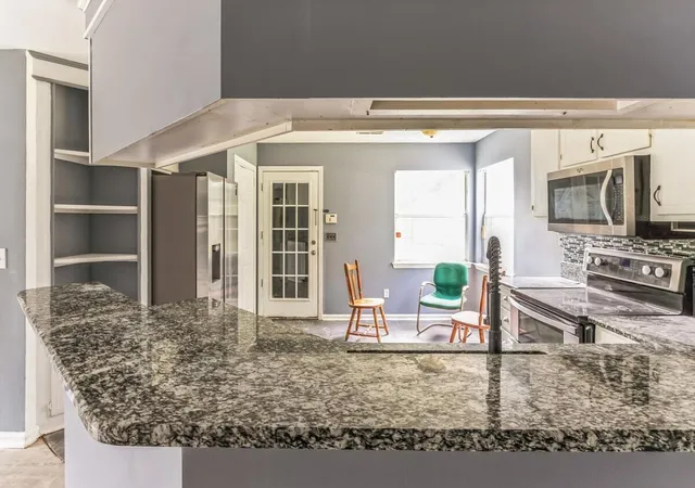 5th image of 215 Cantilever Ct, Summerville, SC 29486 | MLS# 24020690