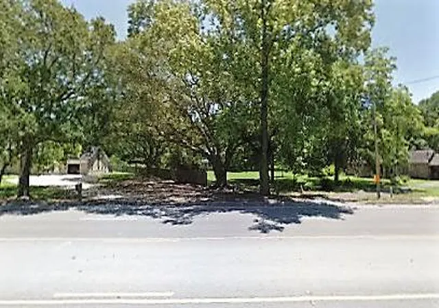Photo 1 of Land for sale at 1566 Folly Rd, Charleston, SC 29412 | MLS# 16023950 | Listing updated on 2024-08-22