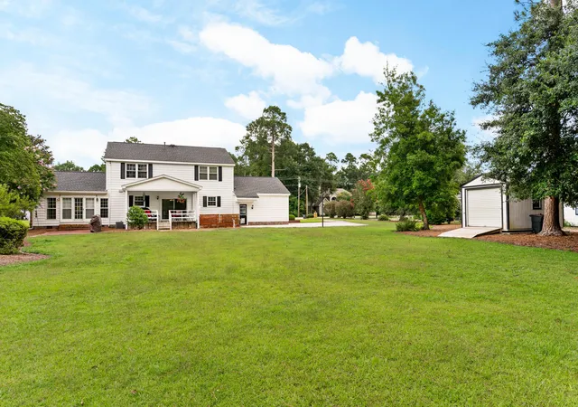 Photo 3 of Single family home for sale at 2467 Griffith Dr, Orangeburg, SC 29118 | MLS# 25020706 | Listing updated on 2026-08-04