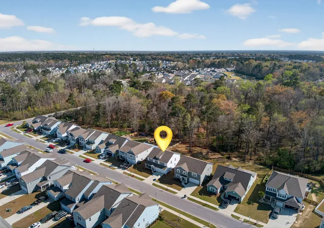 Homes for sale in Summerville, SC | 119 Loon Dr, Summerville, SC 29483 | MLS# 26006949