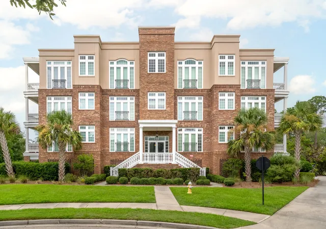 2nd image of 144 Fairbanks Oak Aly #2b, Daniel Island, SC 29492 | MLS# 26021849