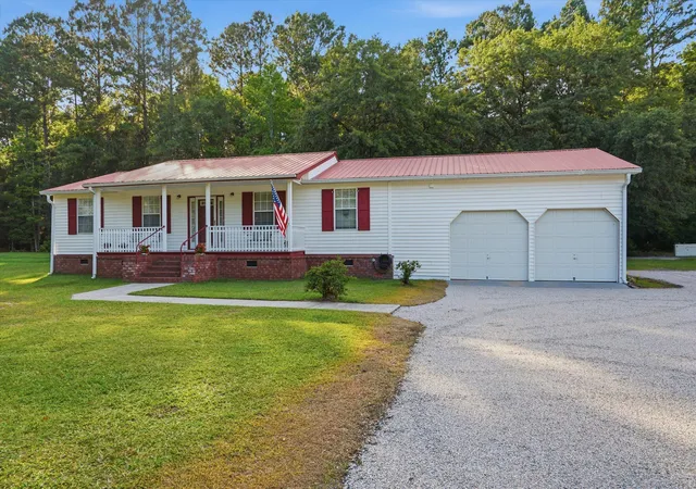2nd image of 690 Lannie Ln, Moncks Corner, SC 29461 | MLS# 26017406