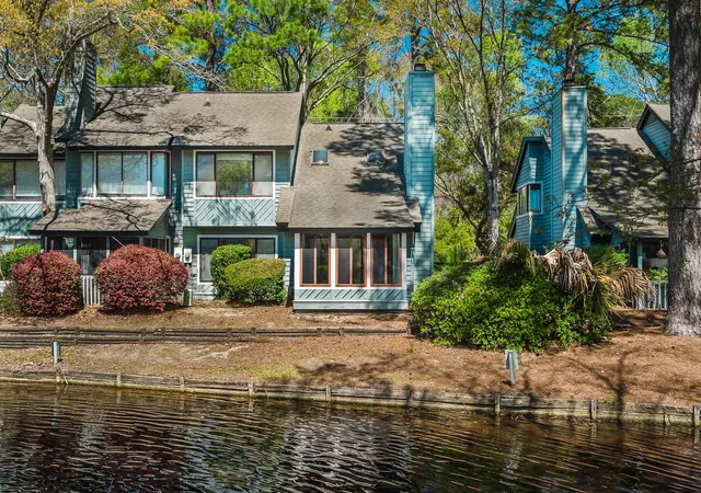 Homes for sale in Mount Pleasant, SC | 1133 Shadow Lake Cir #29, Mount Pleasant, SC 29464 | MLS# 26009153
