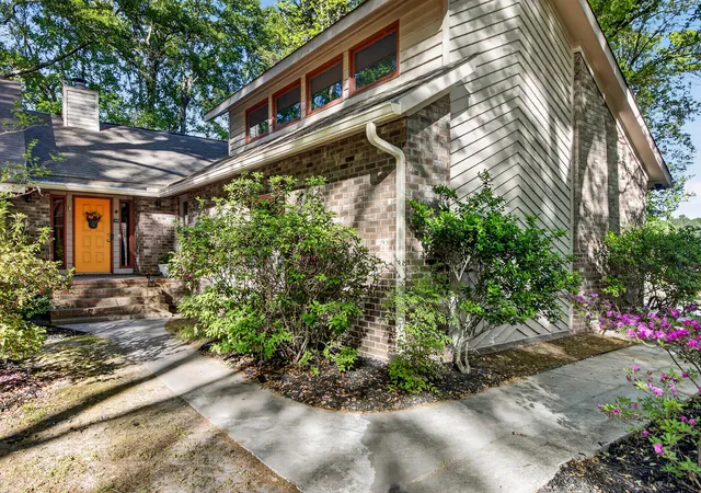 Photo 1 of Single family home for sale at 144 Brandywine Dr, Summerville, SC 29485 | MLS# 26010386 | Listing updated on 2026-08-04
