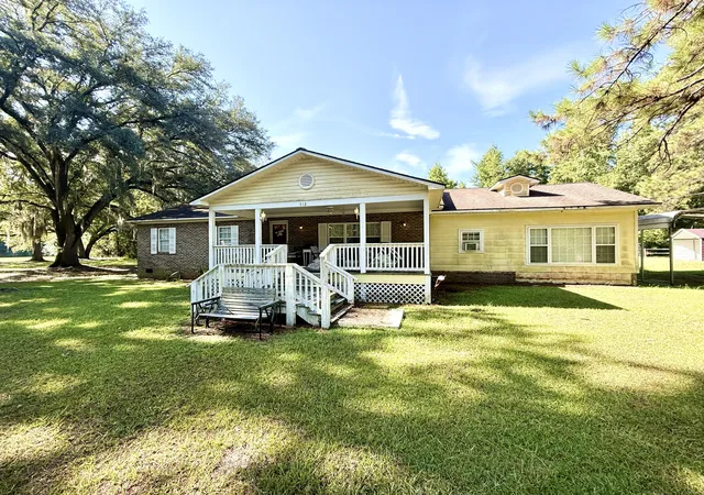 Photo 1 of Single family home for sale at 512 Ivenia Brown Rd, Green Pond, SC 29446 | MLS# 26023338 | Listing updated on 2026-09-23