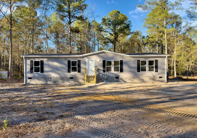 Homes for sale in Walterboro, SC | 244 Saturn Ln, Walterboro, SC 29488 | MLS# 26009433