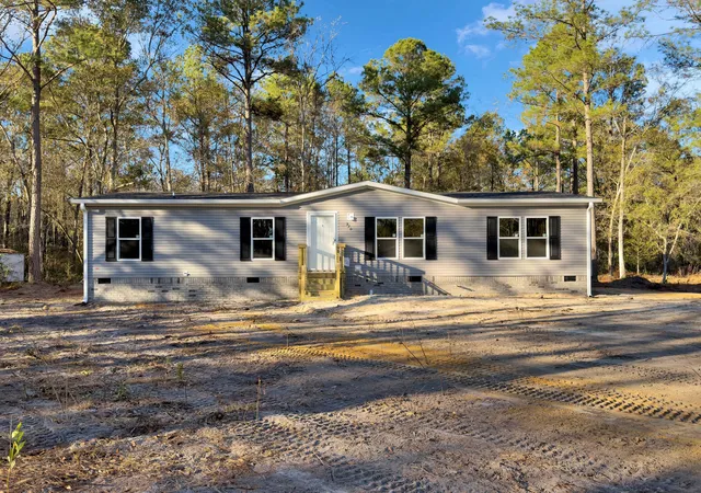 Homes for sale in Walterboro, SC | 244 Saturn Ln, Walterboro, SC 29488 | MLS# 26009433
