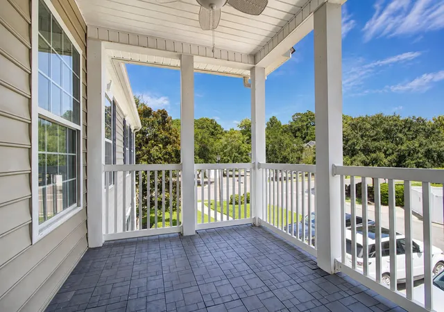 Photo 3 of Townhouse for sale at 1372 Hopton Cir, Mount Pleasant, SC 29466 | MLS# 26023709 | Listing updated on 2026-09-25