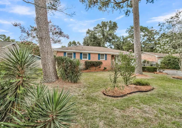Photo 2 of Single family home for sale at 5937 Willard Dr, Hanahan, SC 29410 | MLS# 26024416 | Listing updated on 2026-09-08