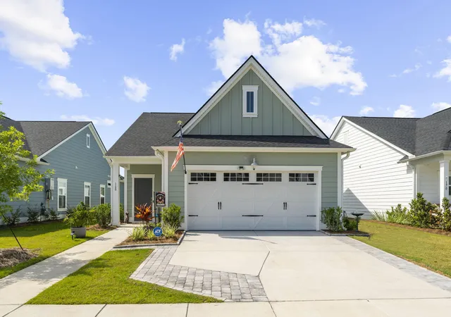 Photo 1 of Single family home for sale at 168 Norses Bay Ct, Summerville, SC 29486 | MLS# 26020005 | Listing updated on 2026-09-22