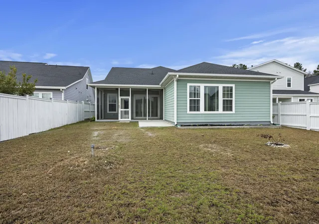 Homes for sale in Summerville, SC | 114 Sandy Bend Ln, Summerville, SC 29486 | MLS# 26003356