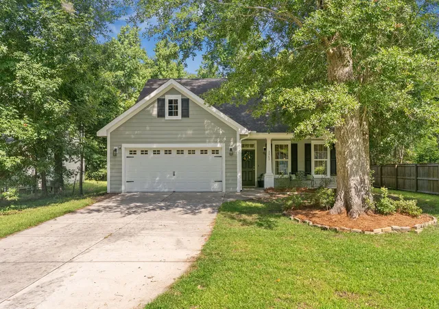Homes for sale in Johns Island, SC | 3362 Berryhill Rd, Johns Island, SC 29455 | MLS# 26019610