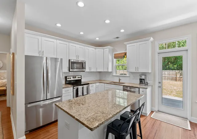 Homes for sale in Johns Island, SC | 3362 Berryhill Rd, Johns Island, SC 29455 | MLS# 26019610