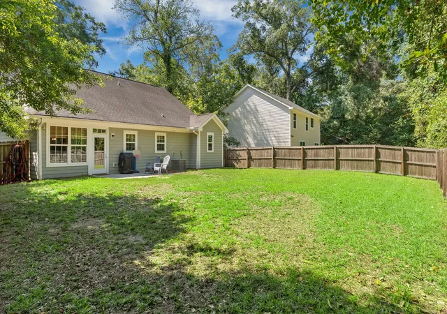 Homes for sale in Johns Island, SC | 3362 Berryhill Rd, Johns Island, SC 29455 | MLS# 26019610