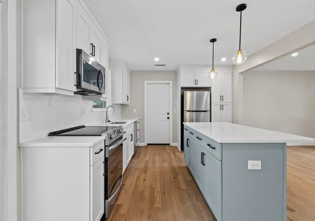 4th image of 1072 Kentwood Cir, Charleston, SC 29412 | MLS# 26015189