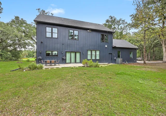 Homes for sale in Ravenel, SC | 5715 Whistle Stop Ln, Ravenel, SC 29470 | MLS# 26016029