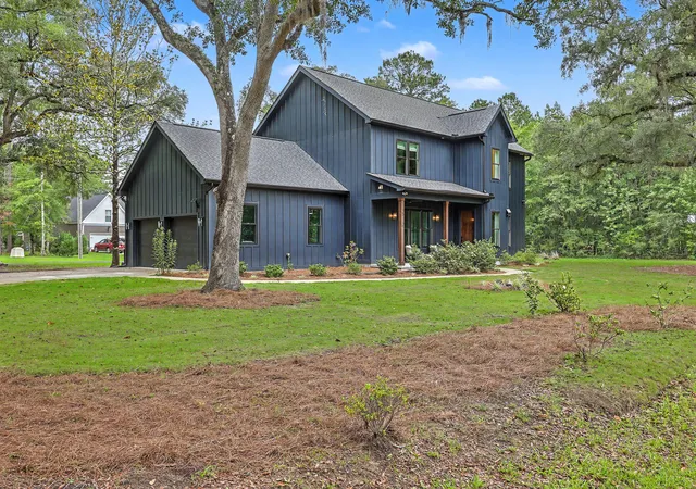 Homes for sale in Ravenel, SC | 5715 Whistle Stop Ln, Ravenel, SC 29470 | MLS# 26016029