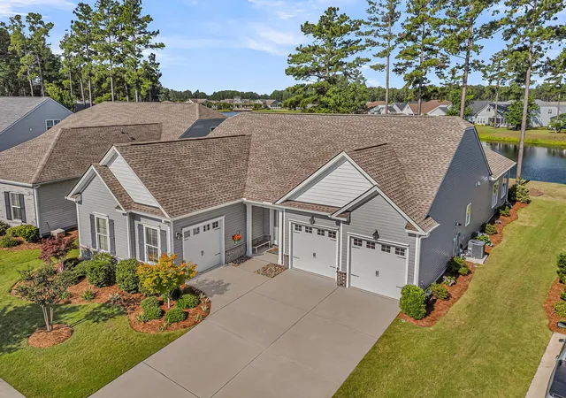Photo 3 of Single family home for sale at 251 Tupelo Lake Dr, Summerville, SC 29486 | MLS# 26017603 | Listing updated on 2026-09-17