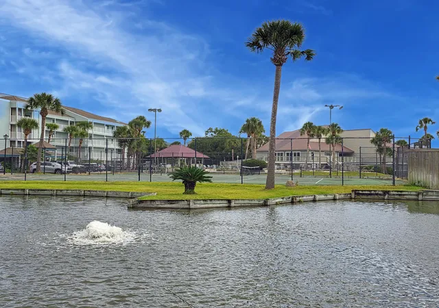 34th image of 63 W Mariners Cay Dr, Folly Beach, SC 29439 | MLS# 26020482