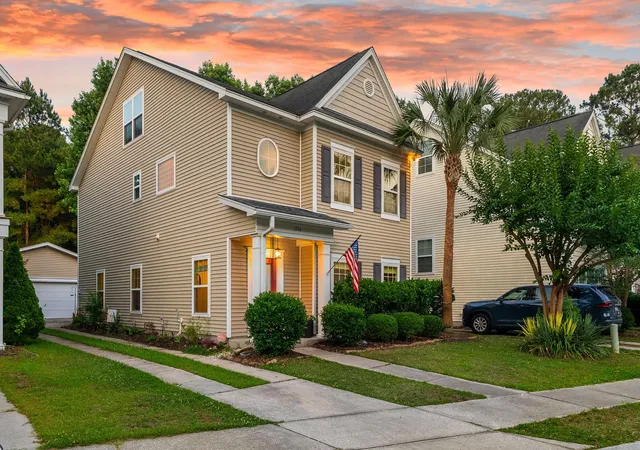Photo 2 of Single family home for sale at 1736 Towne St, Johns Island, SC 29455 | MLS# 26016171 | Listing updated on 2026-09-18