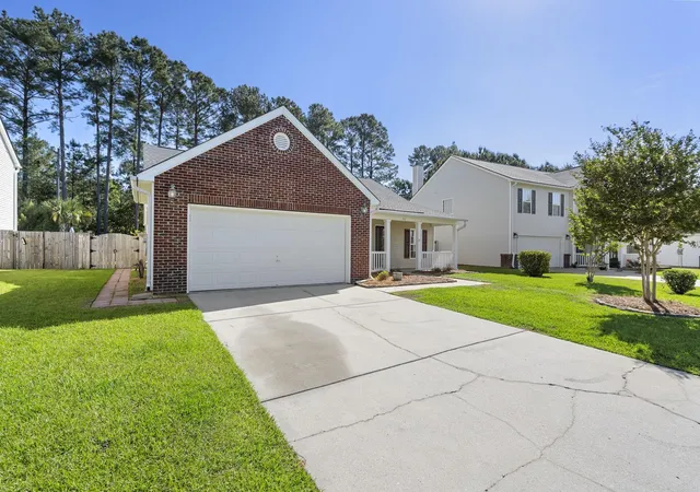 Photo 2 of Single family home for sale at 332 Southport Dr, Summerville, SC 29483 | MLS# 26012742 | Listing updated on 2026-08-05