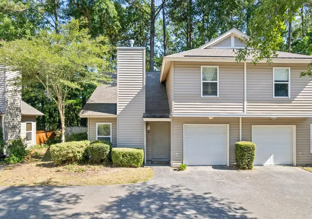 Photo 2 of Townhouse for sale at 940 E Estates Blvd #O, Charleston, SC 29414 | MLS# 26011915 | Listing updated on 2026-08-03