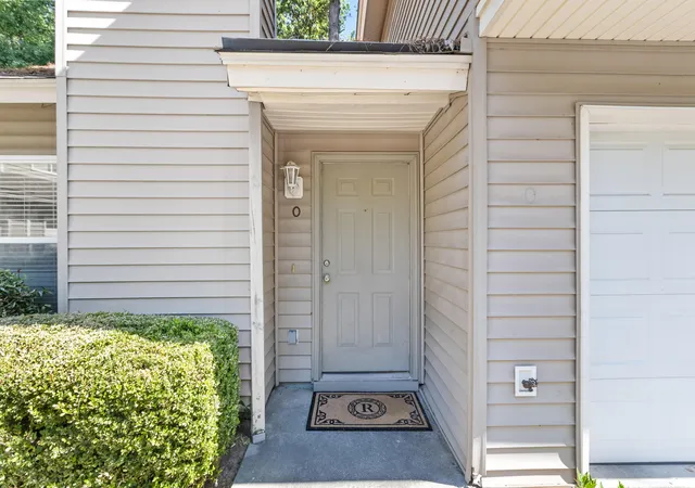 Listing Photo 5 - Condo for sale in building located at 940 E Estates Blvd, Charleston, SC 29414 - Unit #O