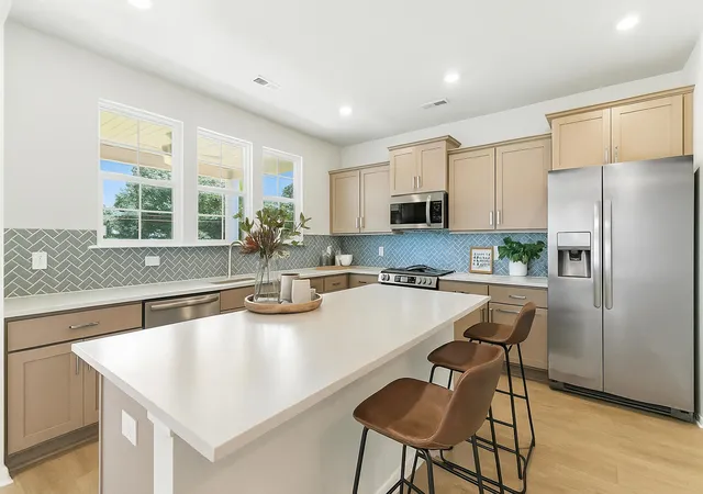 Photo 2 of Single family home for sale at 70 Crosswick St, Summerville, SC 29483 | MLS# 26007143 | Listing updated on 2026-08-04
