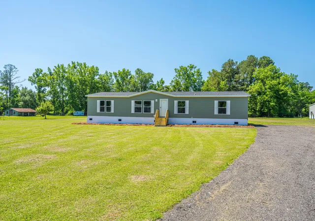 Homes for sale in Saint George, SC | 496 1st Texas Rd, Saint George, SC 29477 | MLS# 26014304