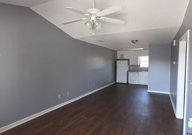 Listing Photo 5 - Condo for sale in building located at 100-106 Tonyota Ct, Orangeburg, SC 29118
