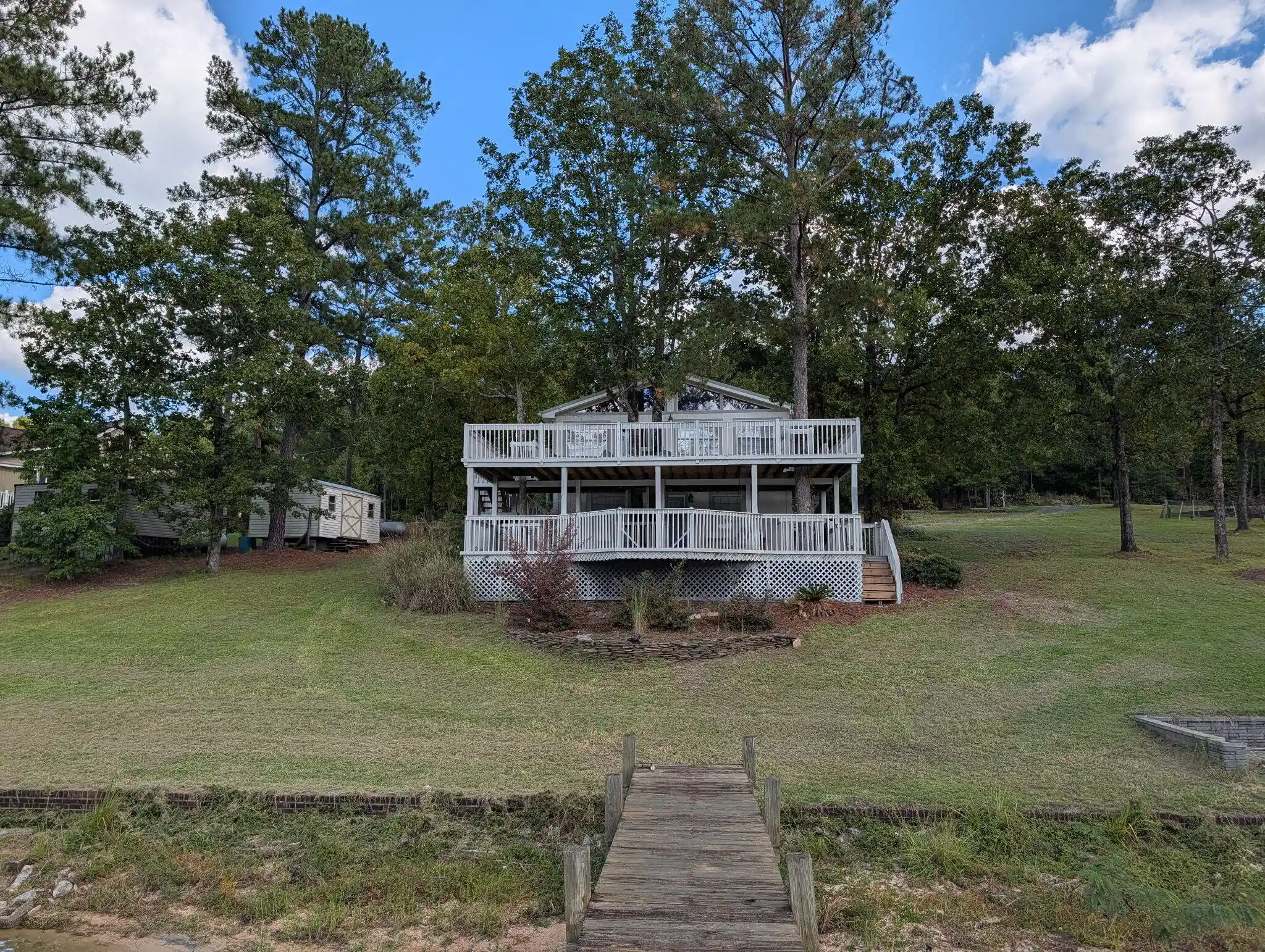 Photo 1 of Single family home for sale at 405 Rockbridge Rd, Ridgeway, SC 29130 | MLS# 26029101 | Listing updated on 2026-10-23