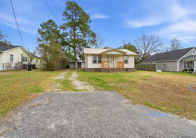 Photo 2 of Single family home for sale at 104 O'carroll St, Moncks Corner, SC 29461 | MLS# 26005650 | Listing updated on 2026-09-02