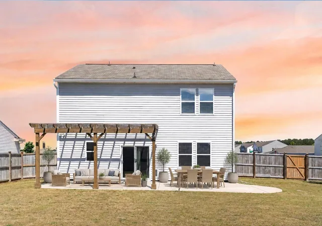 Photo 2 of Single family home for sale at 119 Lyra Ln, Summerville, SC 29486 | MLS# 26012960 | Listing updated on 2026-10-26