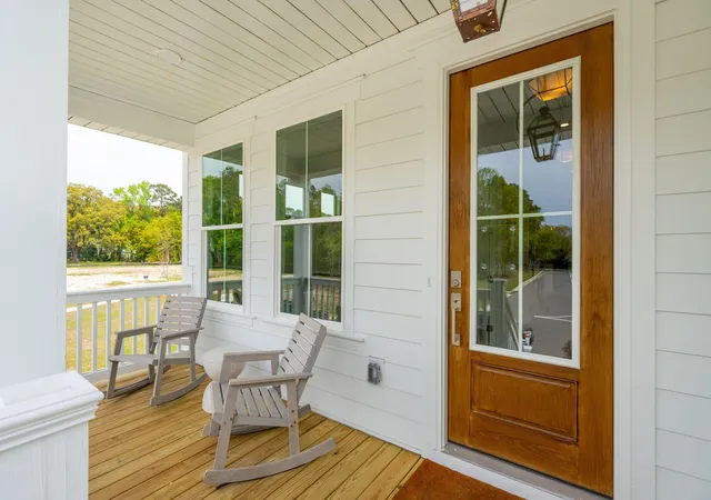 Photo 4 of Single family home for sale at 5012 Hut Crk Rd, Johns Island, SC 29455 | MLS# 26010376 | Listing updated on 2026-09-17