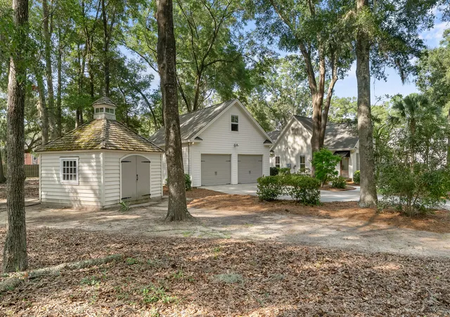 Photo 3 of Single family home for sale at 3305 Hopkinson Plantation Rd, Johns Island, SC 29455 | MLS# 26023983 | Listing updated on 2026-09-18