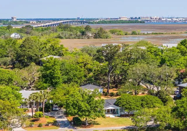 Photo 1 of Single family home for sale at 1259 Harbor View Rd, Charleston, SC 29412 | MLS# 26024346 | Listing updated on 2026-09-18
