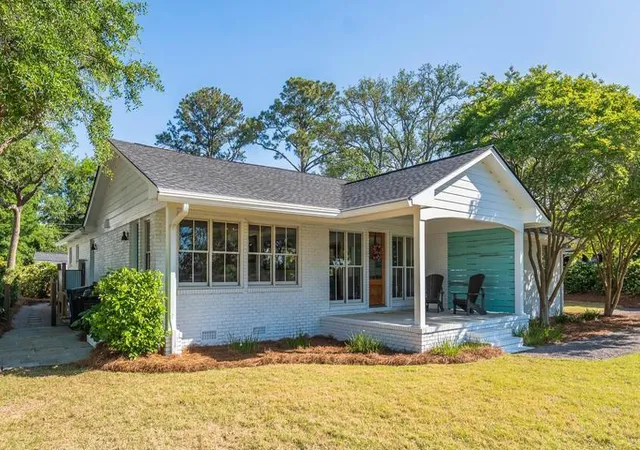 Photo 3 of Single family home for sale at 1259 Harbor View Rd, Charleston, SC 29412 | MLS# 26024346 | Listing updated on 2026-09-18