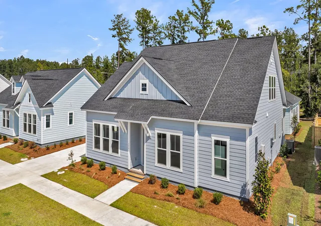 Homes for sale in Summerville, SC | 340 Trailmore Ln, Summerville, SC 29486 | MLS# 25013995