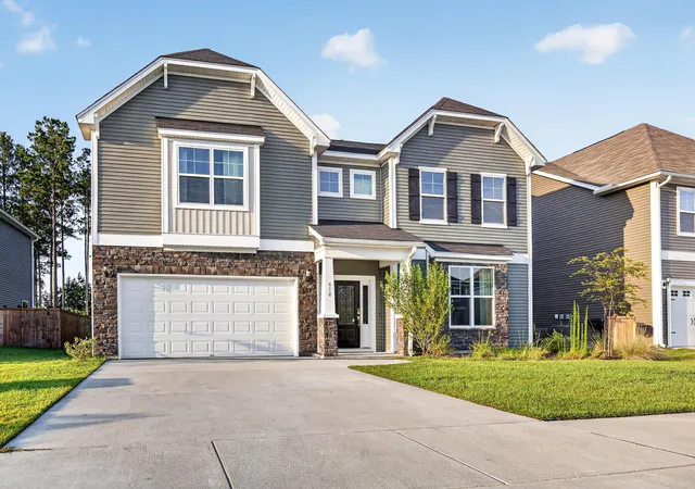 Photo 2 of Single family home for sale at 418 Rowley Ln, Summerville, SC 29486 | MLS# 26017173 | Listing updated on 2026-09-16