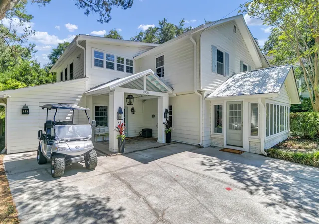Homes for sale in Isle Of Palms, SC | 2906 Hartnett Blvd, Isle Of Palms, SC 29451 | MLS# 26019073