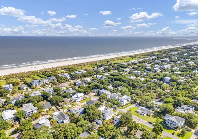 Homes for sale in Isle Of Palms, SC | 2906 Hartnett Blvd, Isle Of Palms, SC 29451 | MLS# 26019073