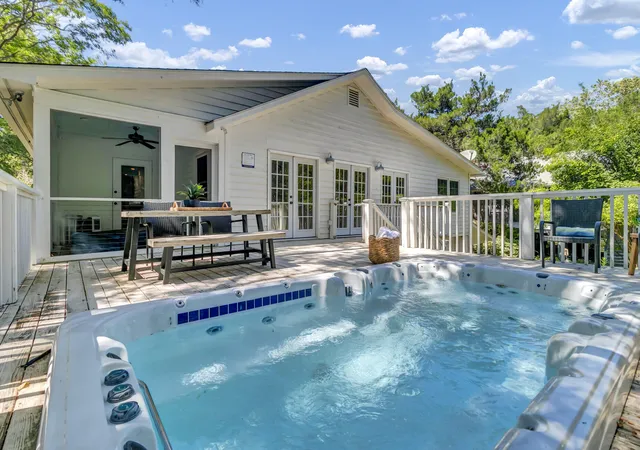 Homes for sale in Isle Of Palms, SC | 2906 Hartnett Blvd, Isle Of Palms, SC 29451 | MLS# 26019073