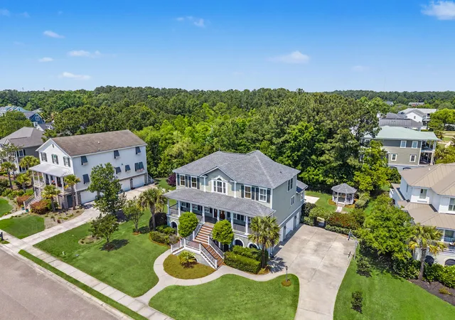 Photo 2 of Single family home for sale at 1040 Rivershore Rd, Charleston, SC 29492 | MLS# 26011945 | Listing updated on 2026-05-19
