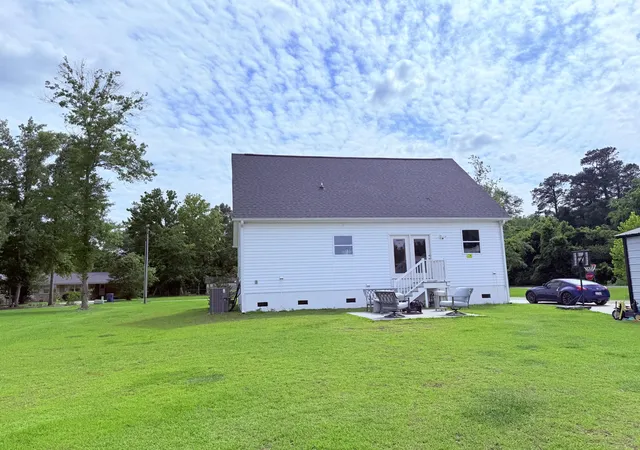 4th image of 109 Dotson St, Harleyville, SC 29448 | MLS# 26015847