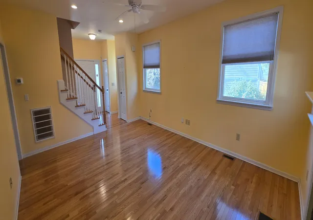 Photo 3 of Single family home for sale at 110 Freeport St, Summerville, SC 29483 | MLS# 26011837 | Listing updated on 2026-08-12